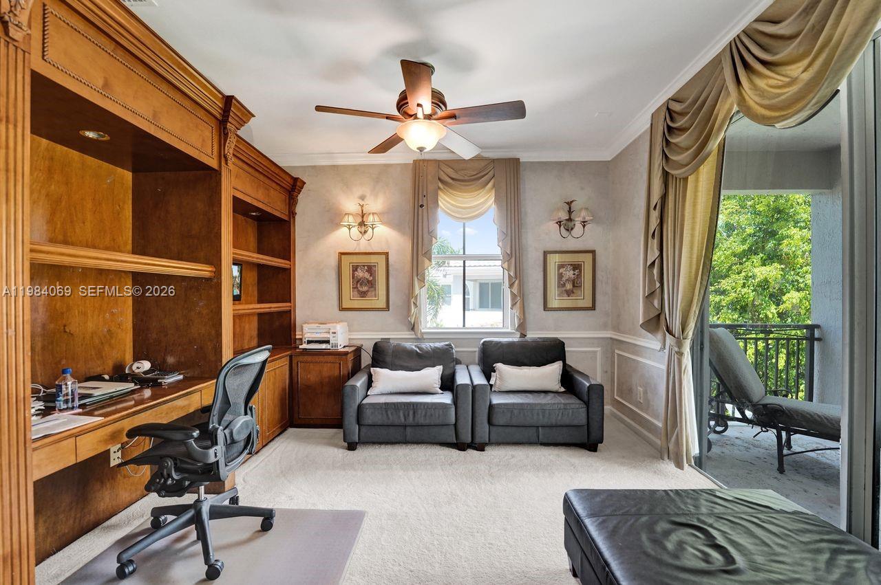 899 Spinnaker Dr W Hollywood, FL 33019