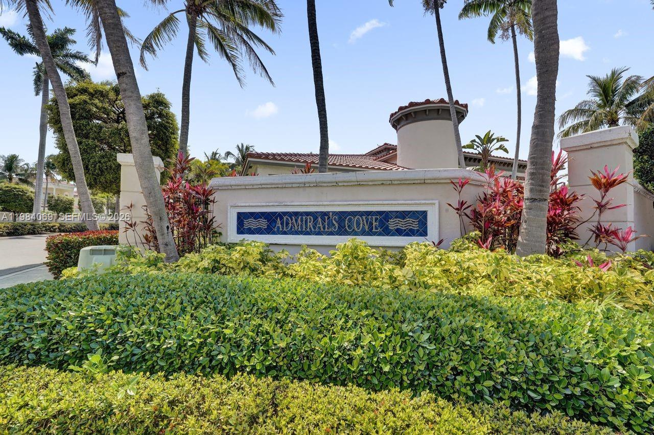 899 Spinnaker Dr W Hollywood, FL 33019