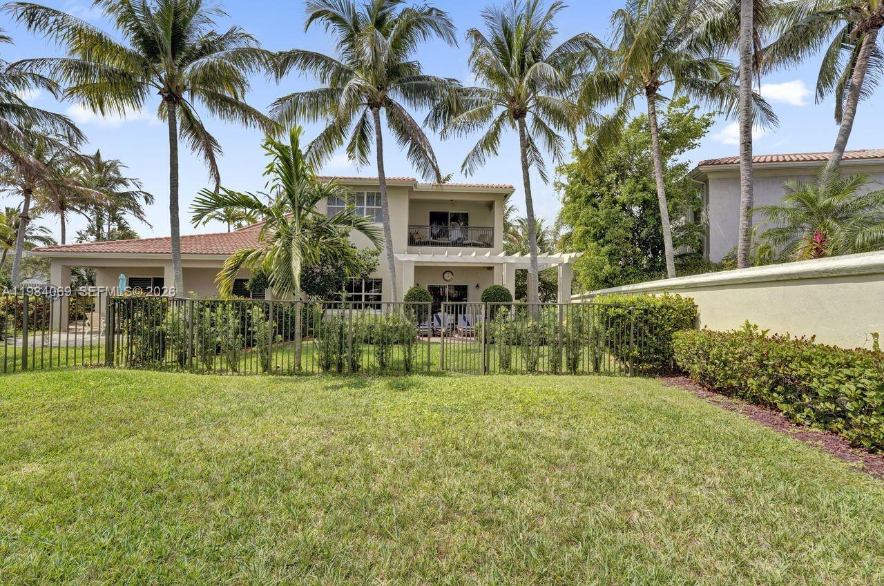 899 Spinnaker Dr W Hollywood, FL 33019