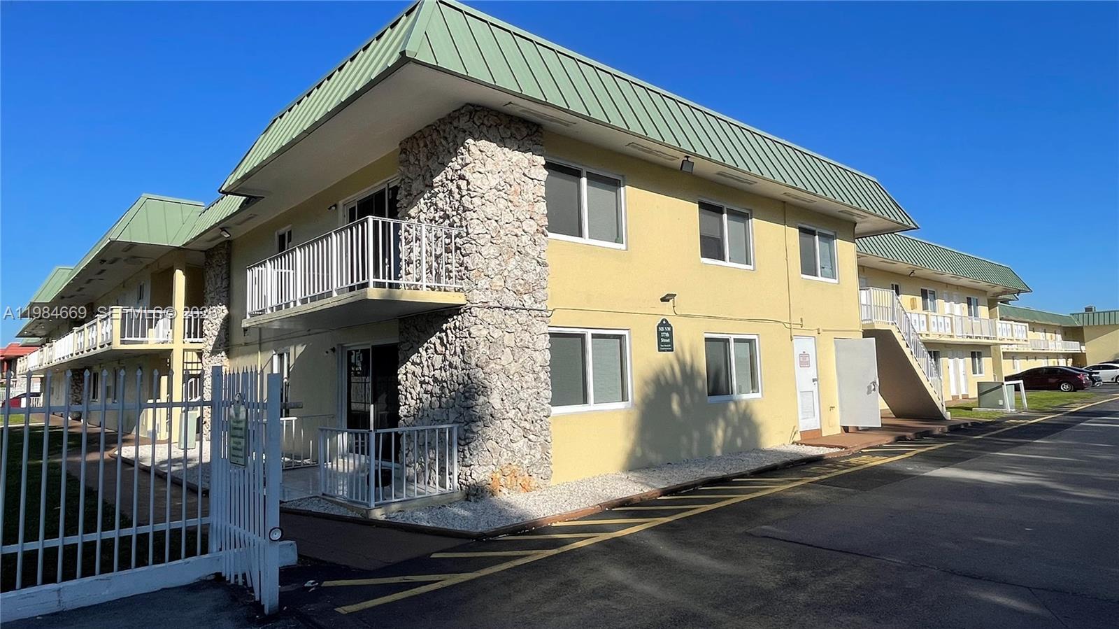 505 NW 177th St #212