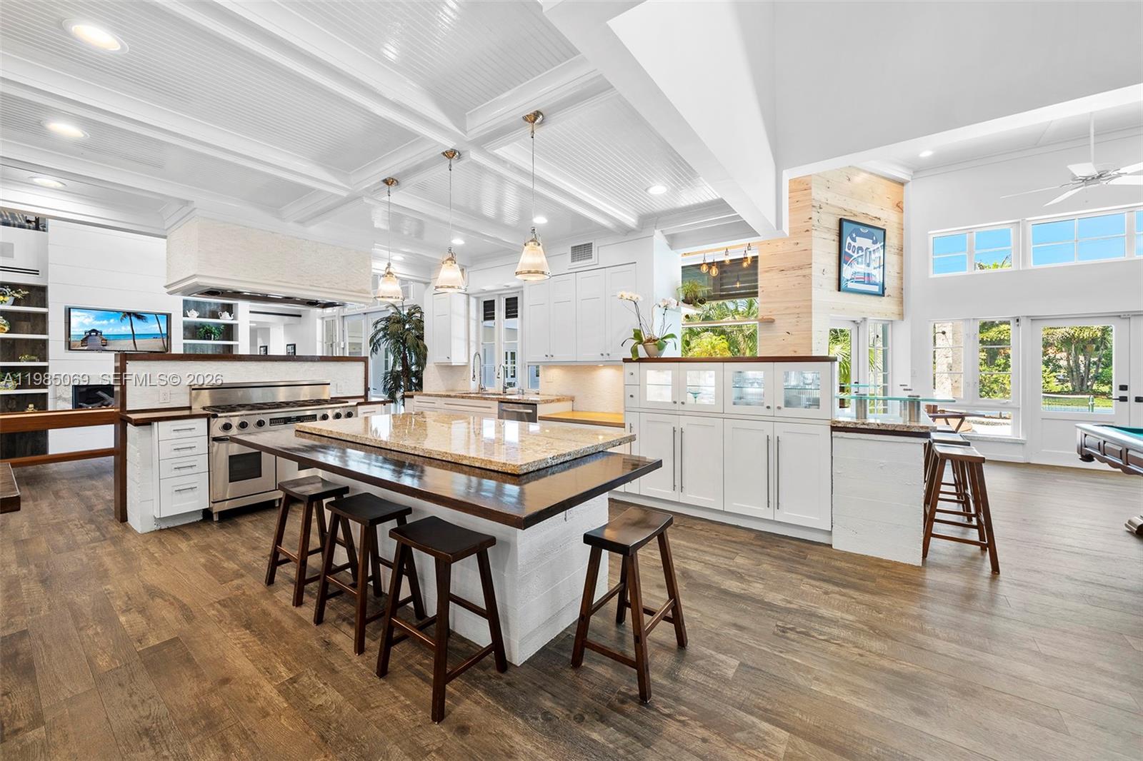 6700 SW 132nd St Pinecrest, FL 33156