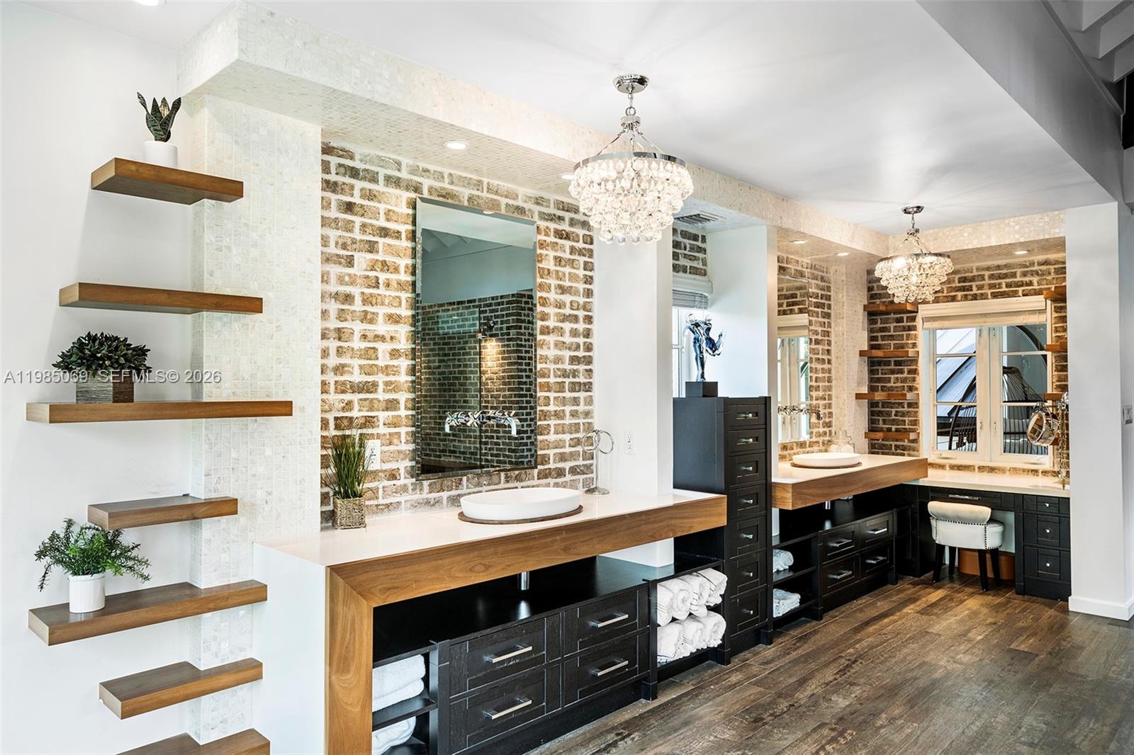 6700 SW 132nd St Pinecrest, FL 33156