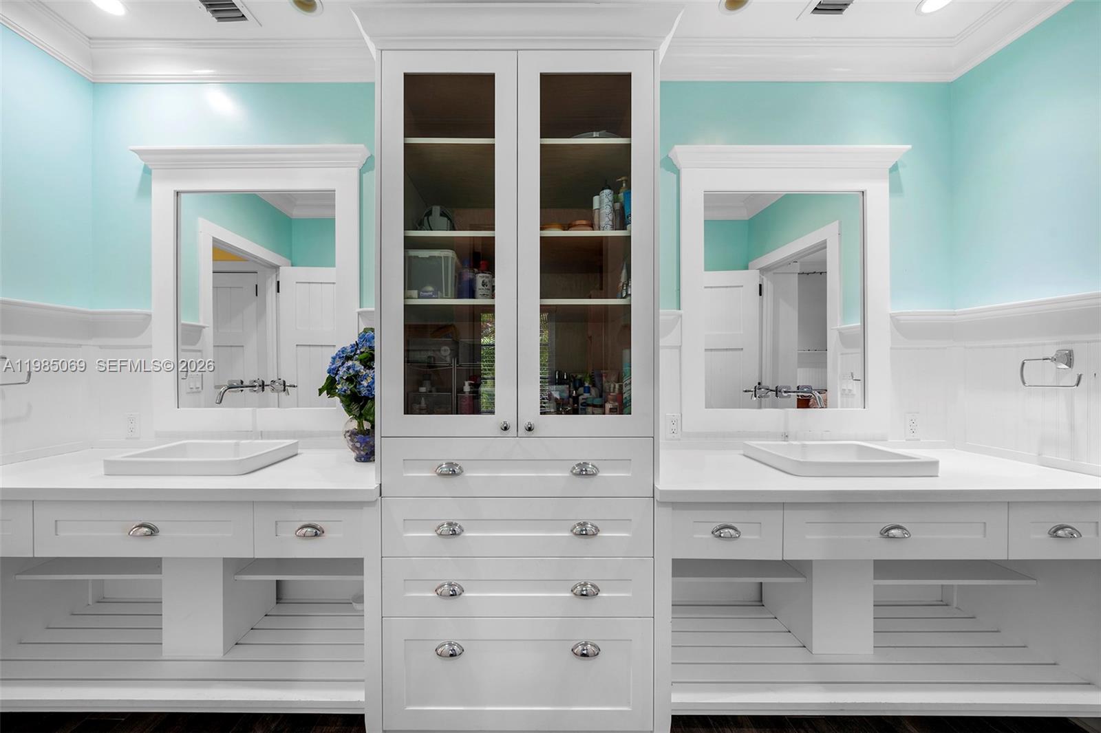 6700 SW 132nd St Pinecrest, FL 33156