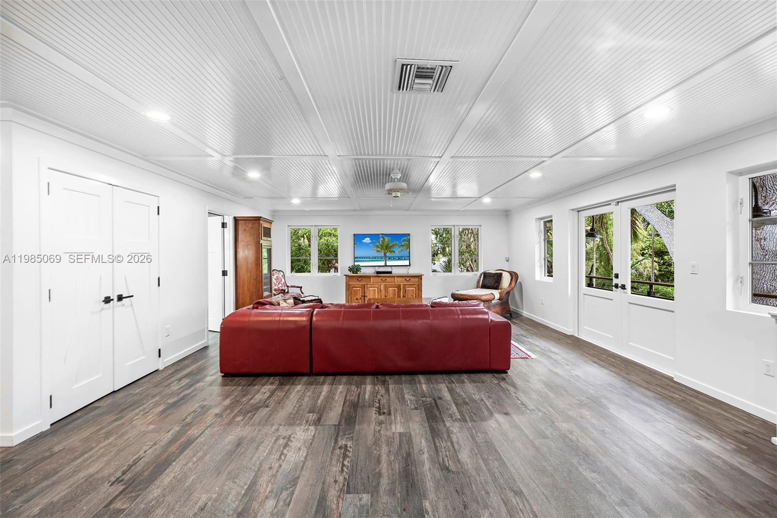 6700 SW 132nd St Pinecrest, FL 33156