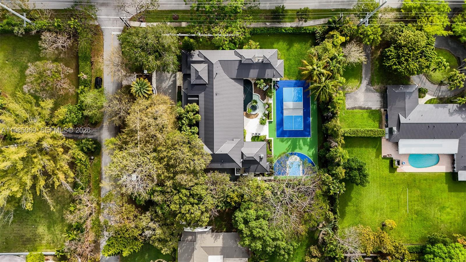 6700 SW 132nd St Pinecrest, FL 33156