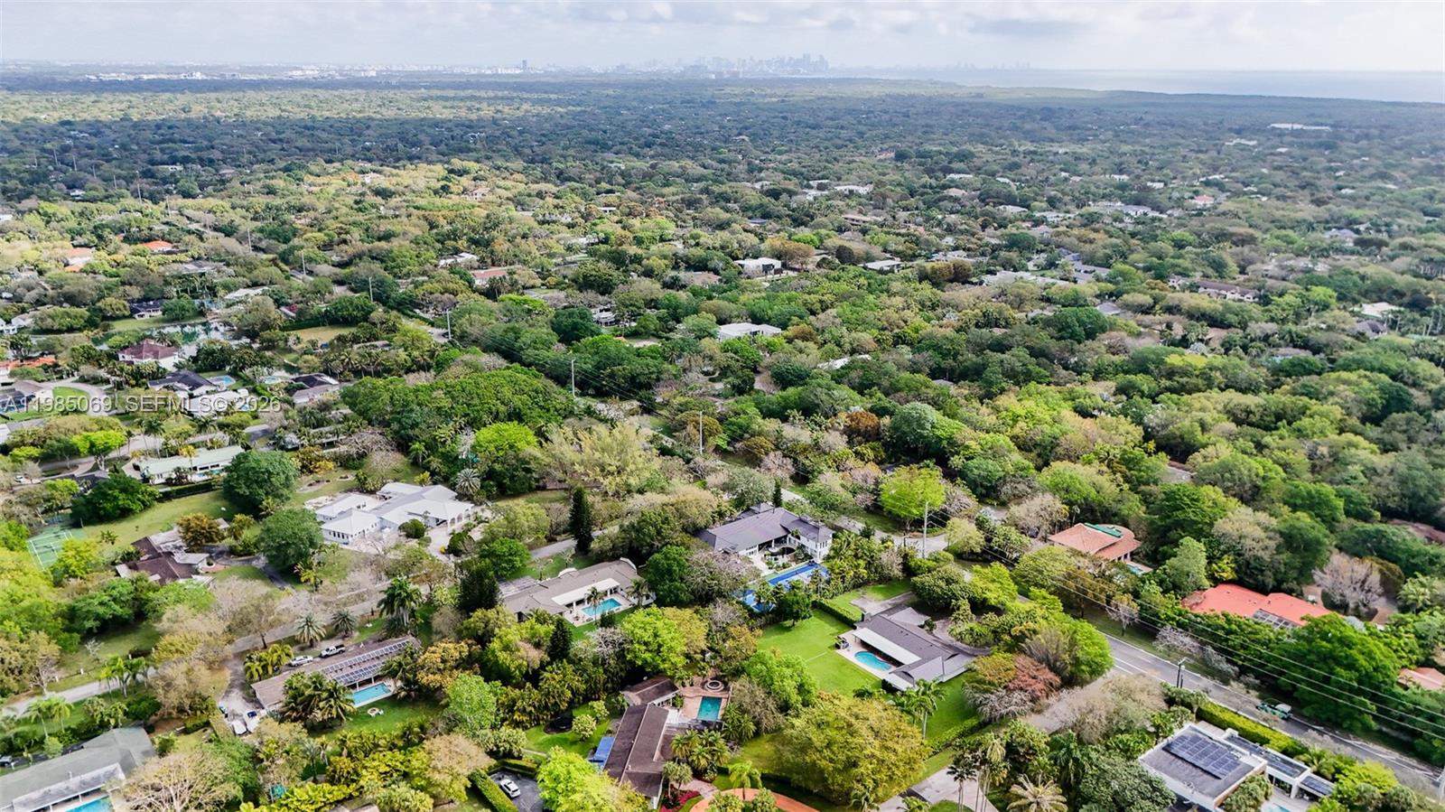 6700 SW 132nd St Pinecrest, FL 33156