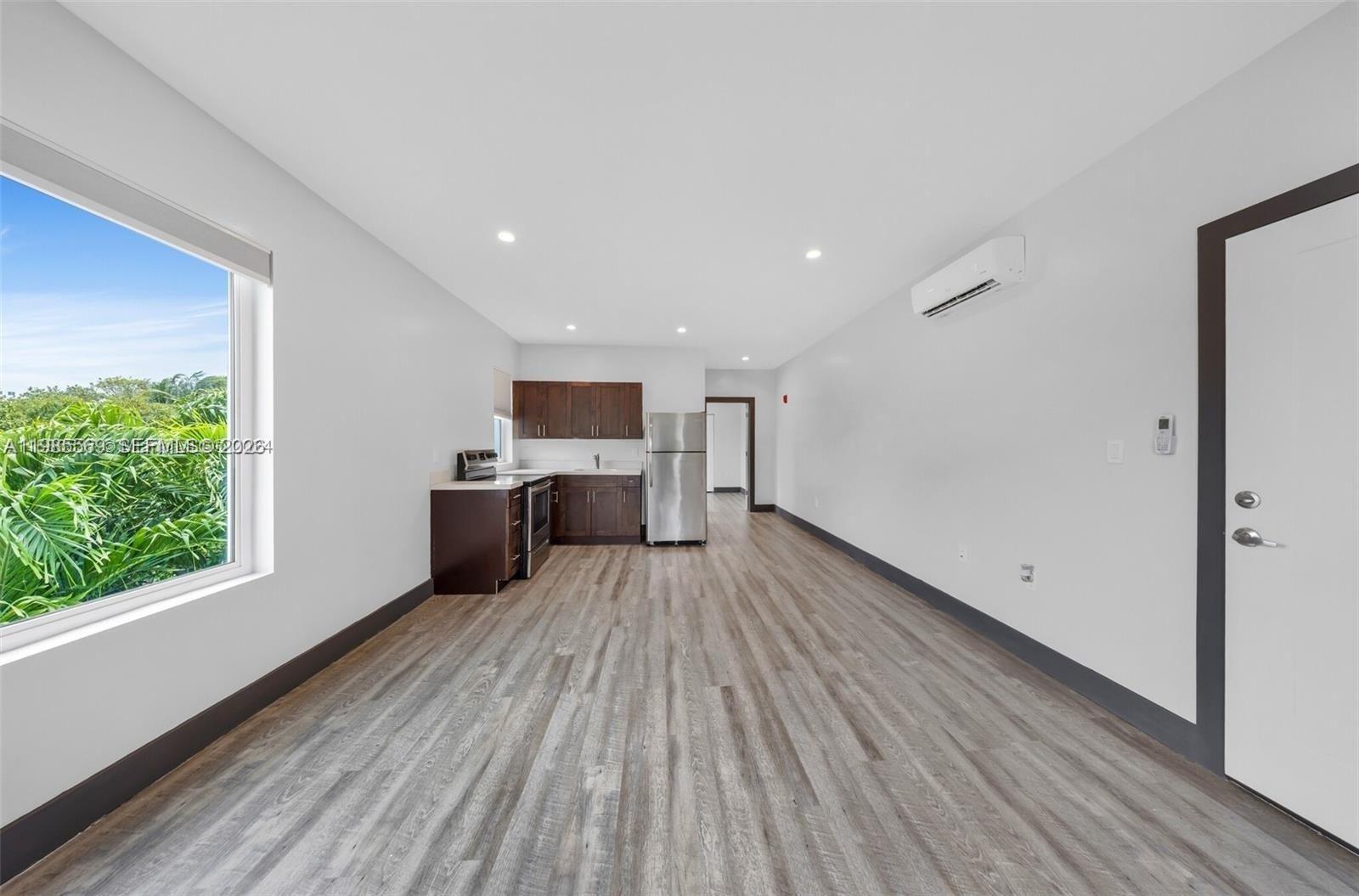 1020 SW 23rd Ave #4 Miami, FL 33135