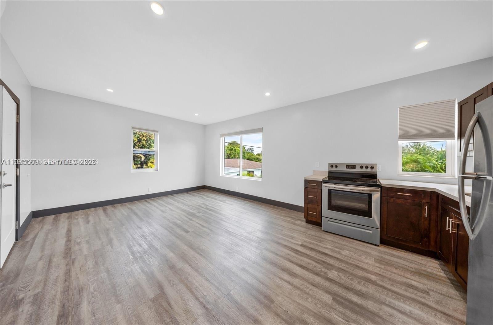 1020 SW 23rd Ave #4 Miami, FL 33135