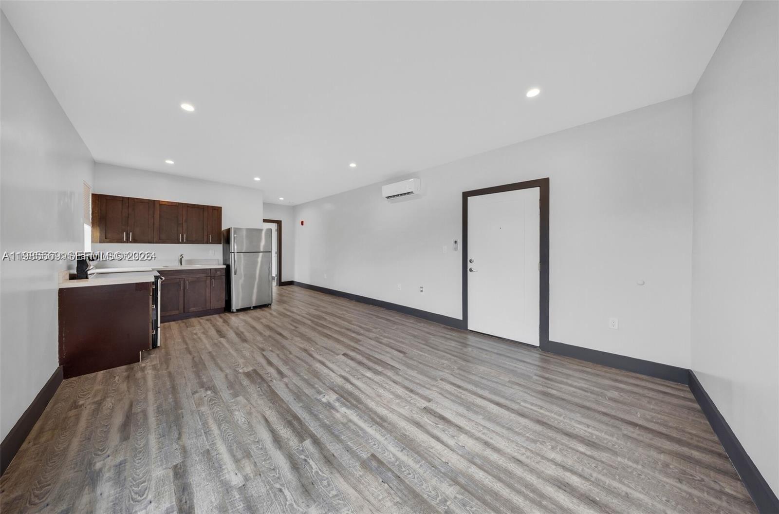 1020 SW 23rd Ave #4 Miami, FL 33135