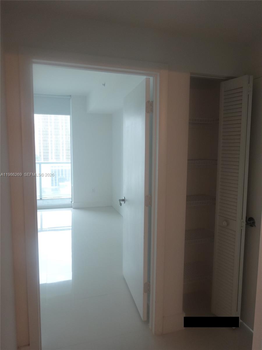 image Vizcayne North22