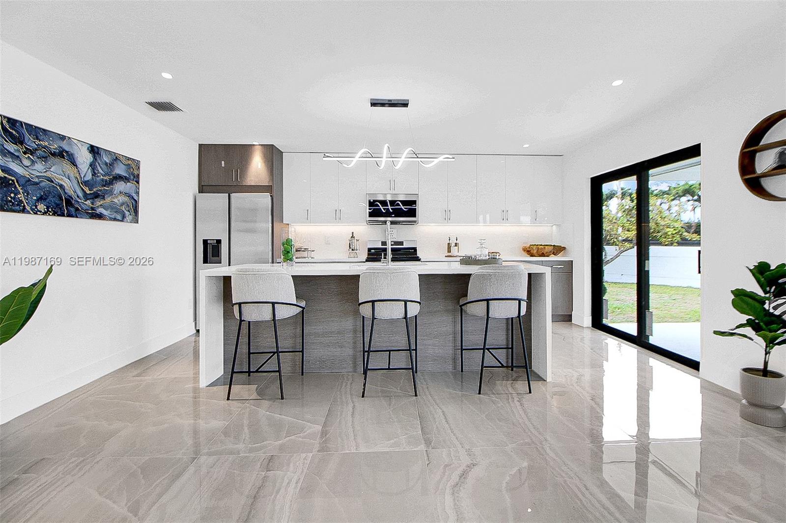 13615 SW 72nd Ter Miami, FL 33183