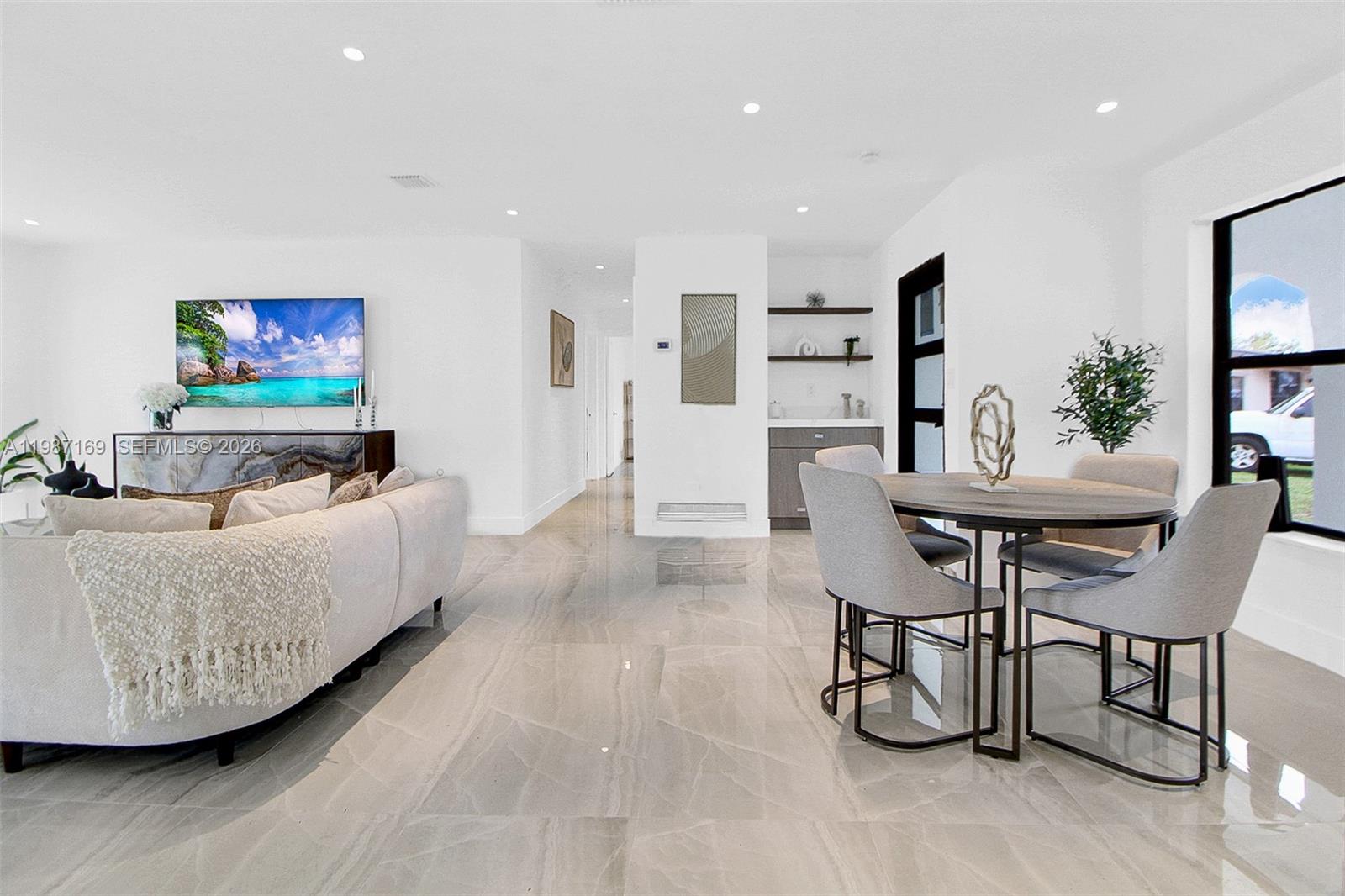 13615 SW 72nd Ter Miami, FL 33183