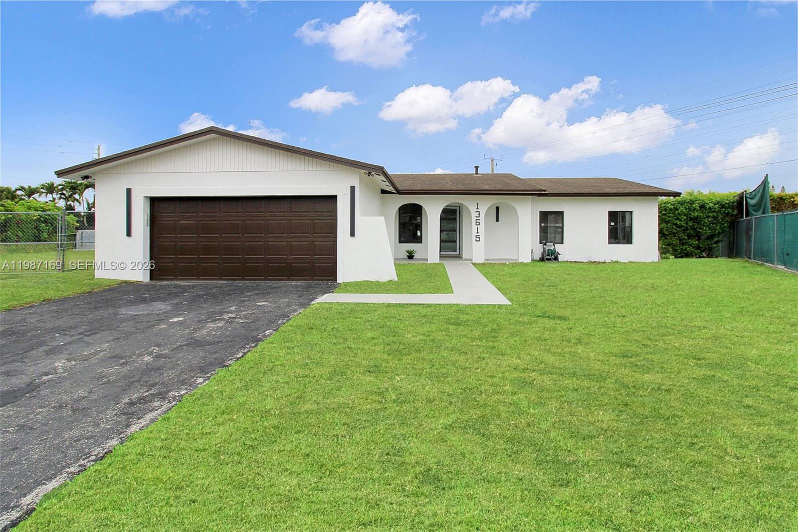 13615 SW 72nd Ter Miami, FL 33183