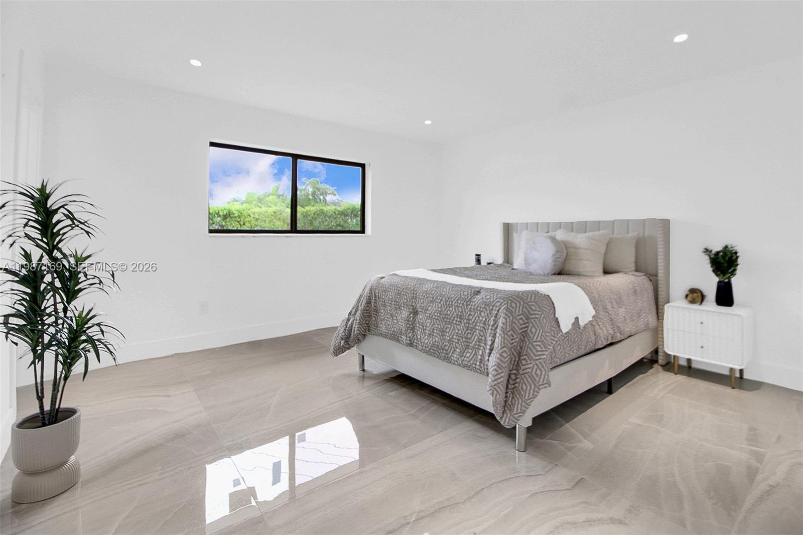 13615 SW 72nd Ter Miami, FL 33183