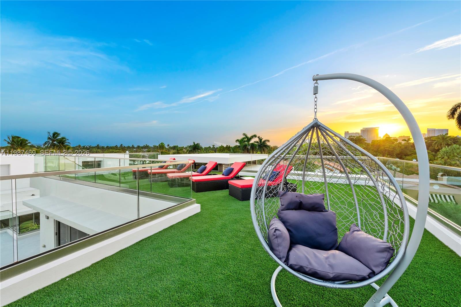 440 Mola Ave Fort Lauderdale, FL 33301