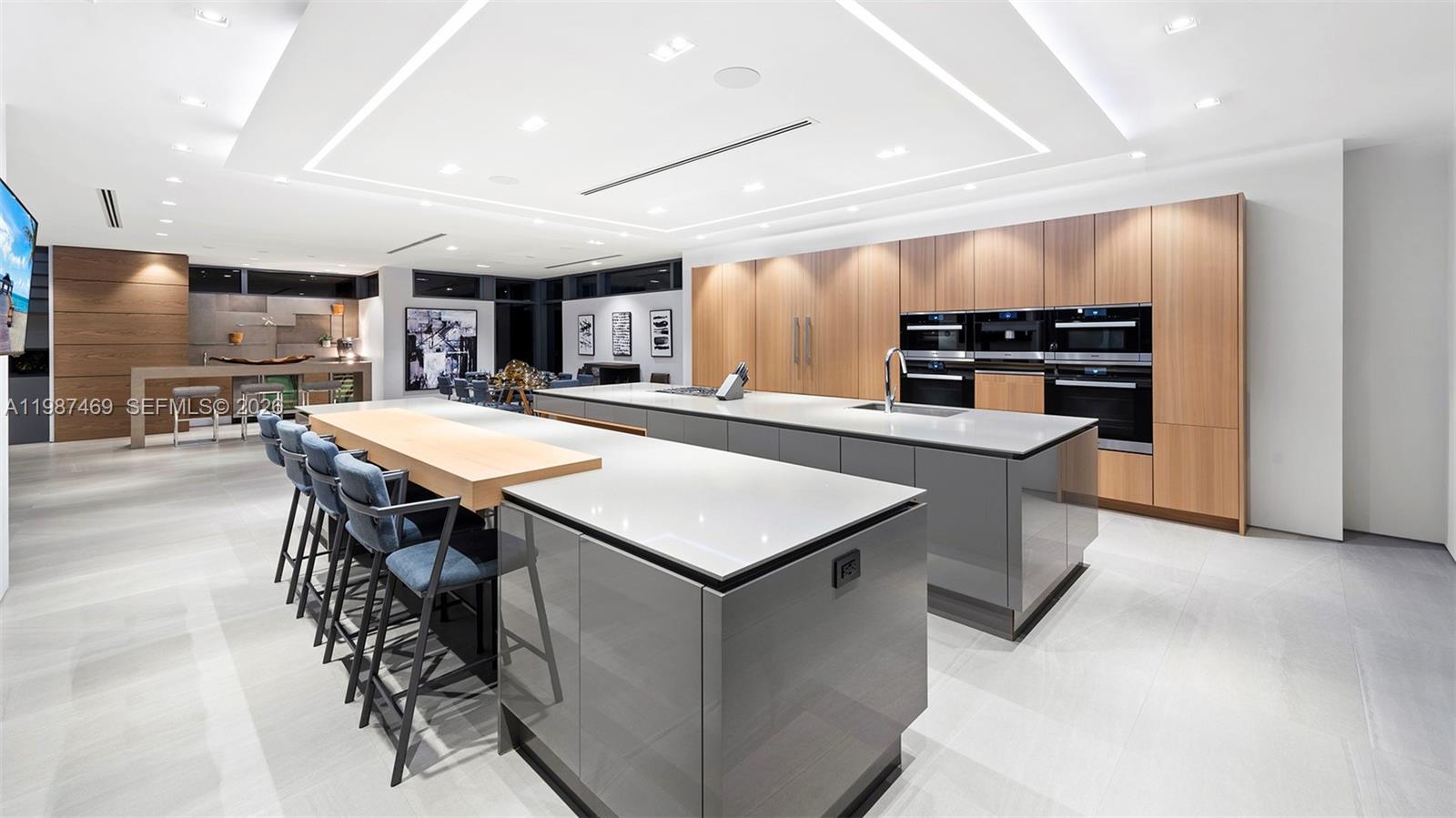 440 Mola Ave Fort Lauderdale, FL 33301