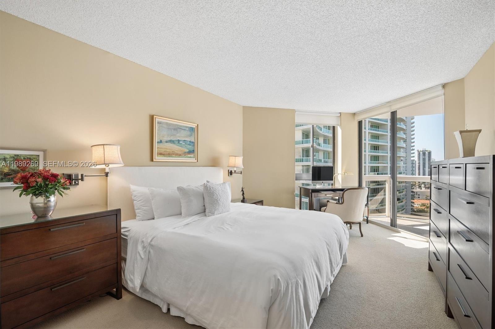 20185 E Country Clb Dr #1805 Aventura, FL 33180