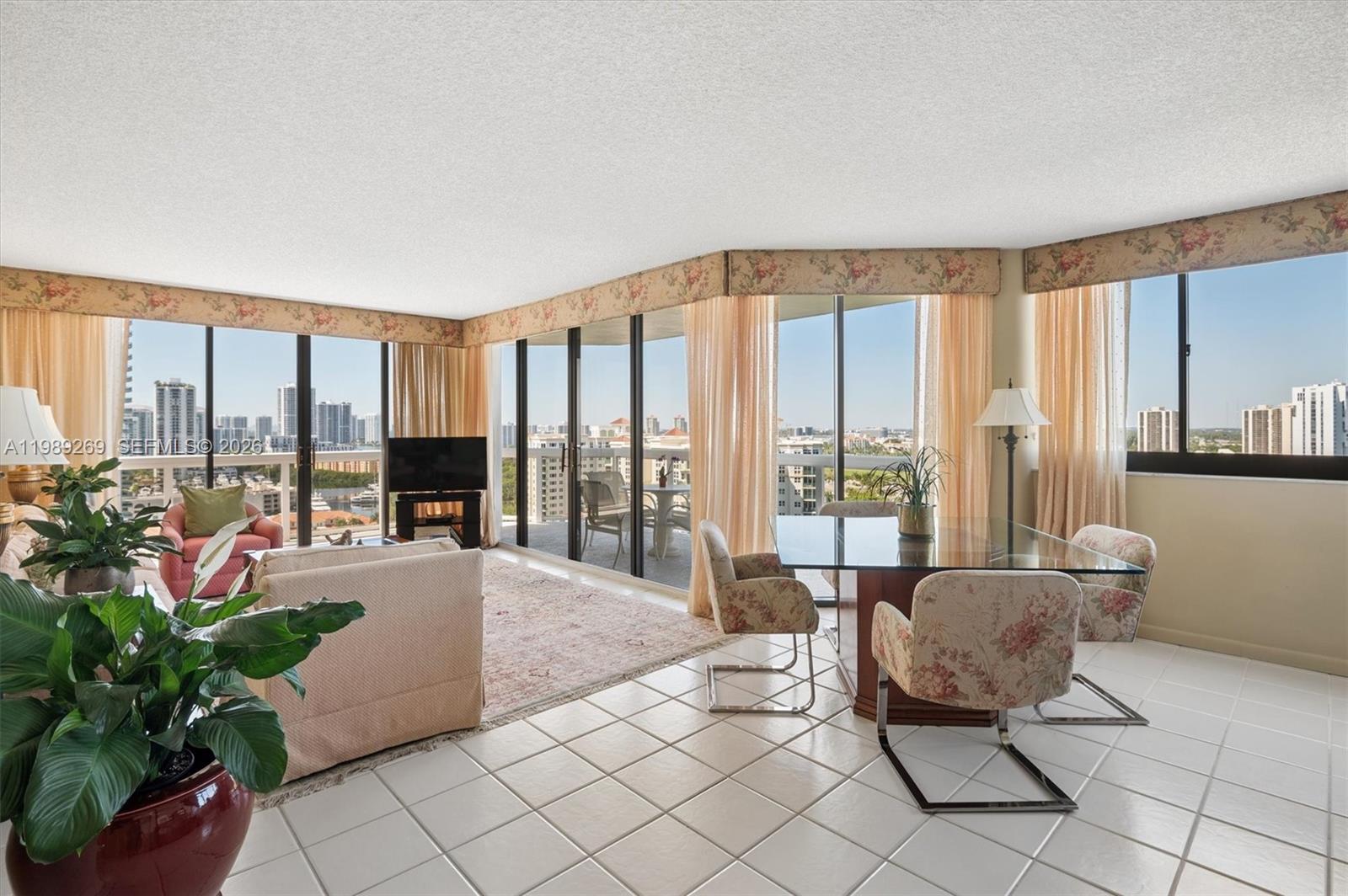 20185 E Country Clb Dr #1805 Aventura, FL 33180