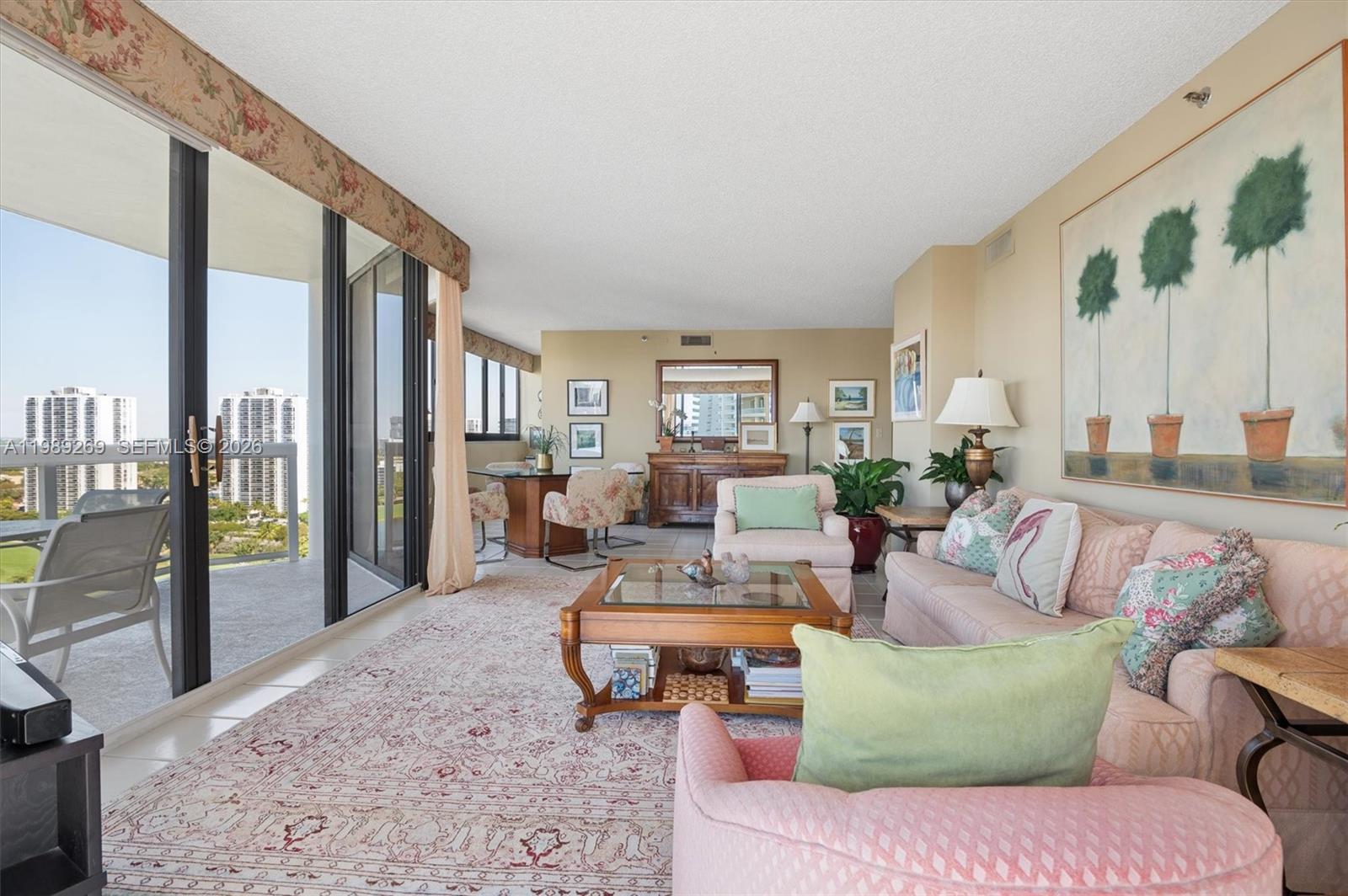 20185 E Country Clb Dr #1805 Aventura, FL 33180