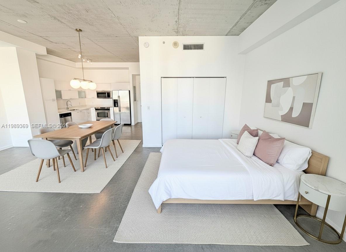 133 NE 2nd Ave #1209 Miami, FL 33132