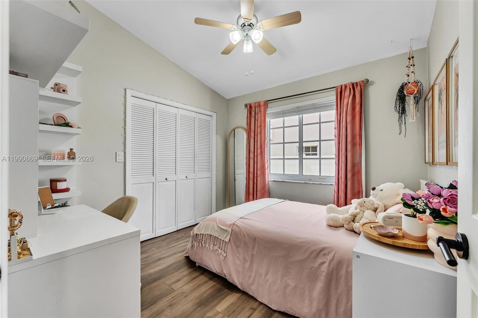 20106 NW 9th Dr Pembroke Pines, FL 33029