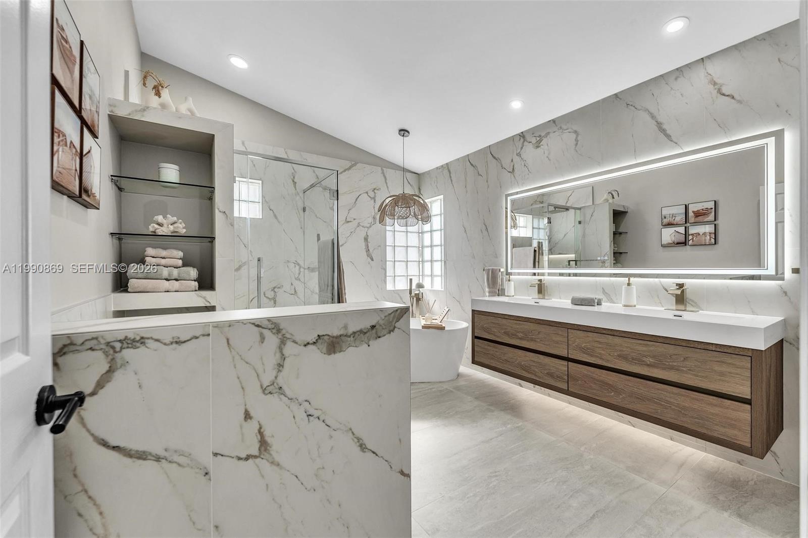 20106 NW 9th Dr Pembroke Pines, FL 33029