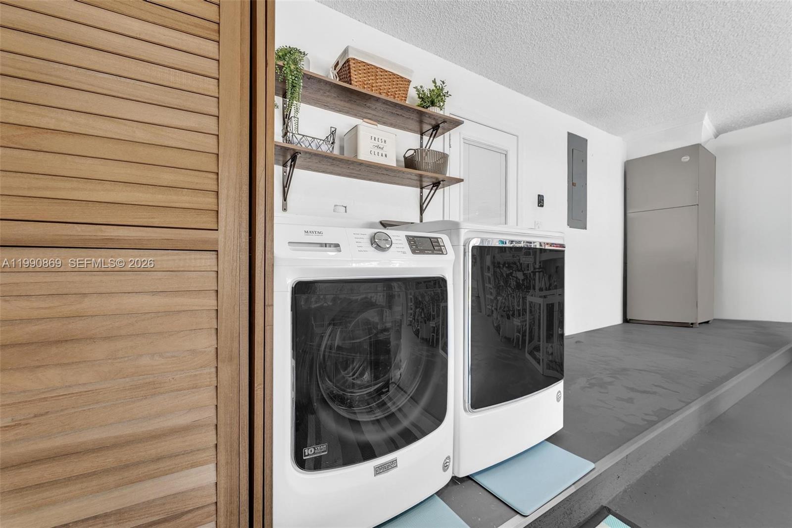 20106 NW 9th Dr Pembroke Pines, FL 33029