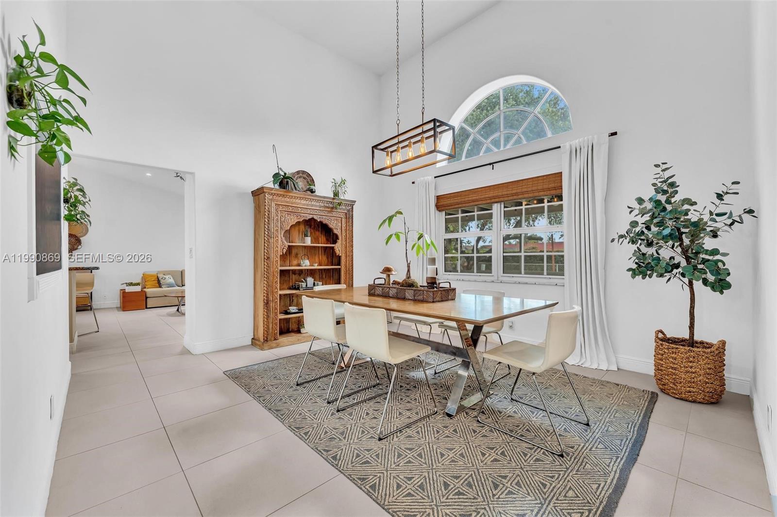 20106 NW 9th Dr Pembroke Pines, FL 33029