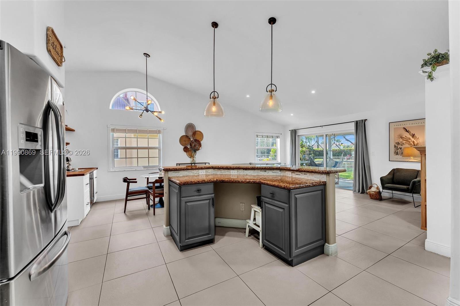 20106 NW 9th Dr Pembroke Pines, FL 33029