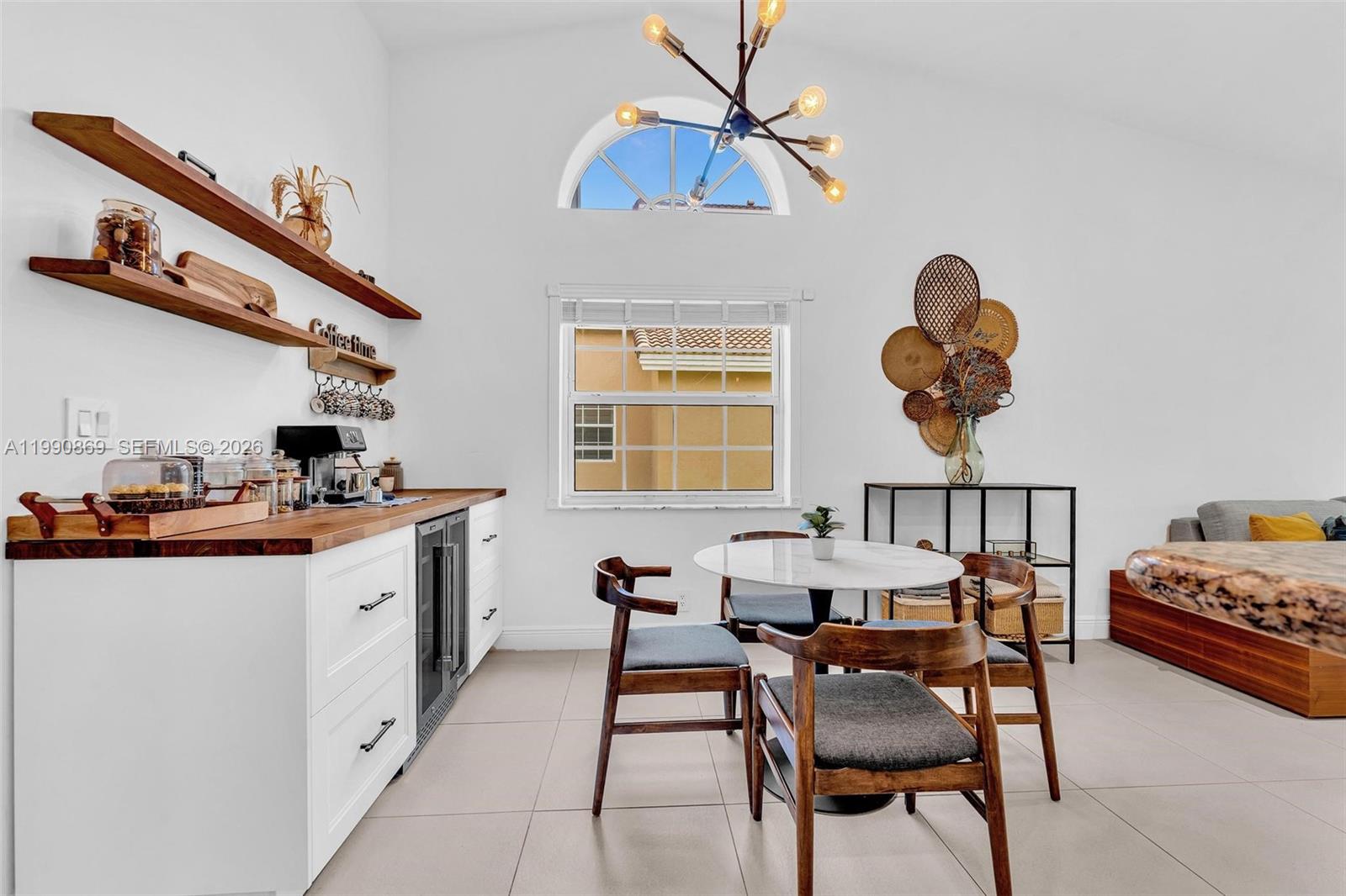 20106 NW 9th Dr Pembroke Pines, FL 33029