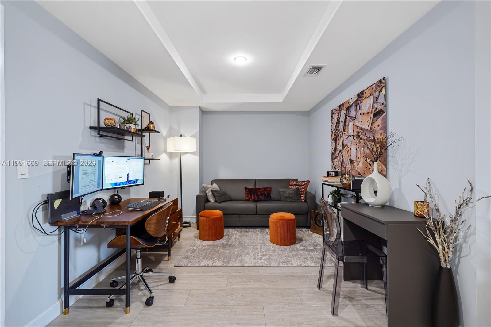 45 SW 9th St #3405 Miami, FL 33130