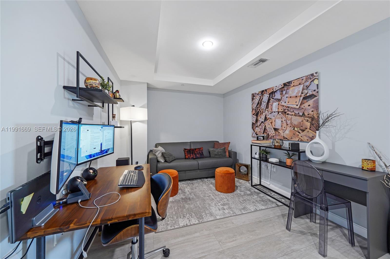 45 SW 9th St #3405 Miami, FL 33130