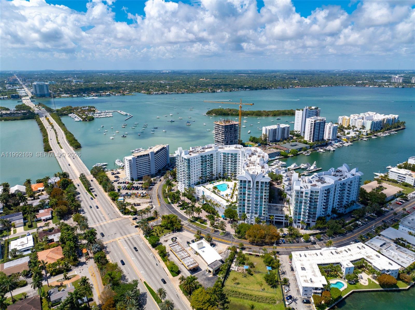 7918 Harbor Is Dr #311