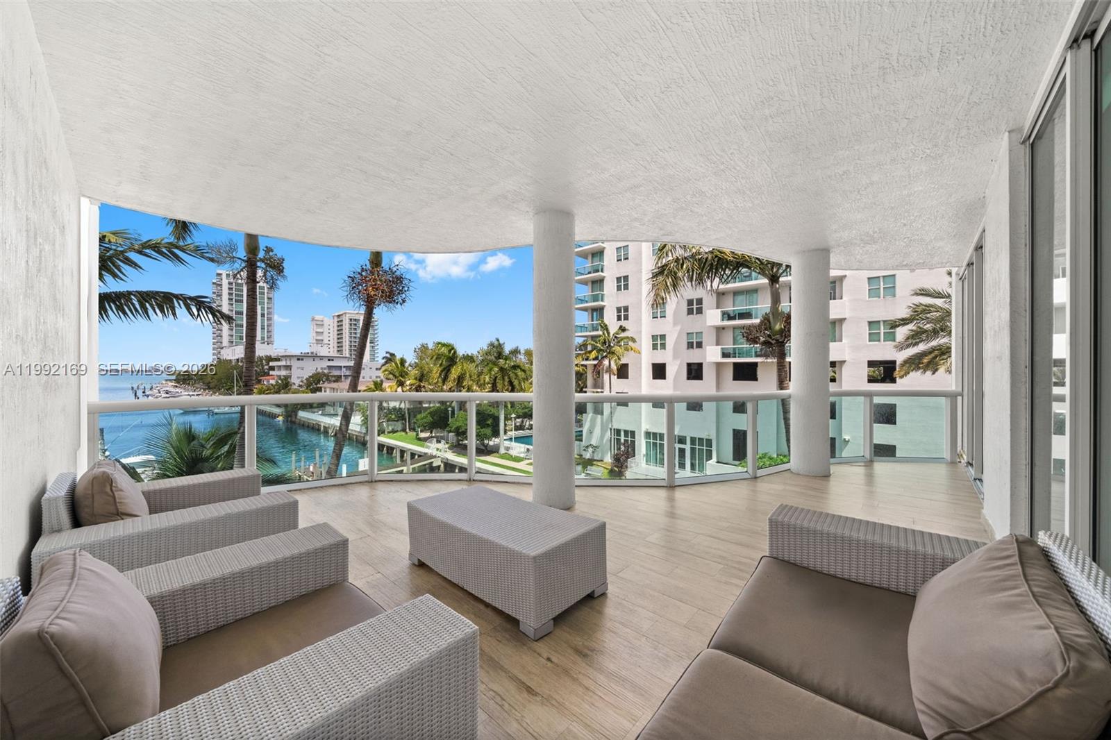 7918 Harbor Is Dr #311 North Bay Village, FL 33141