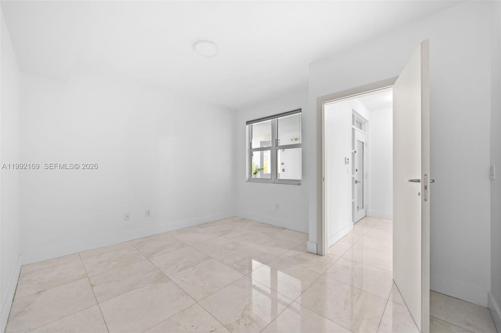 7918 Harbor Is Dr #311 North Bay Village, FL 33141