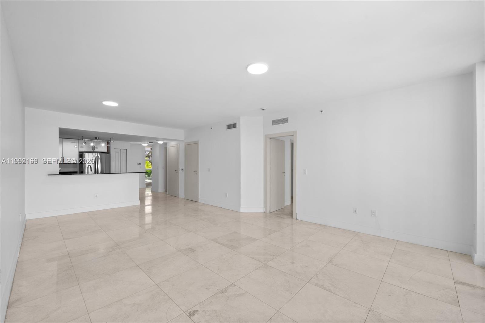 7918 Harbor Is Dr #311 North Bay Village, FL 33141