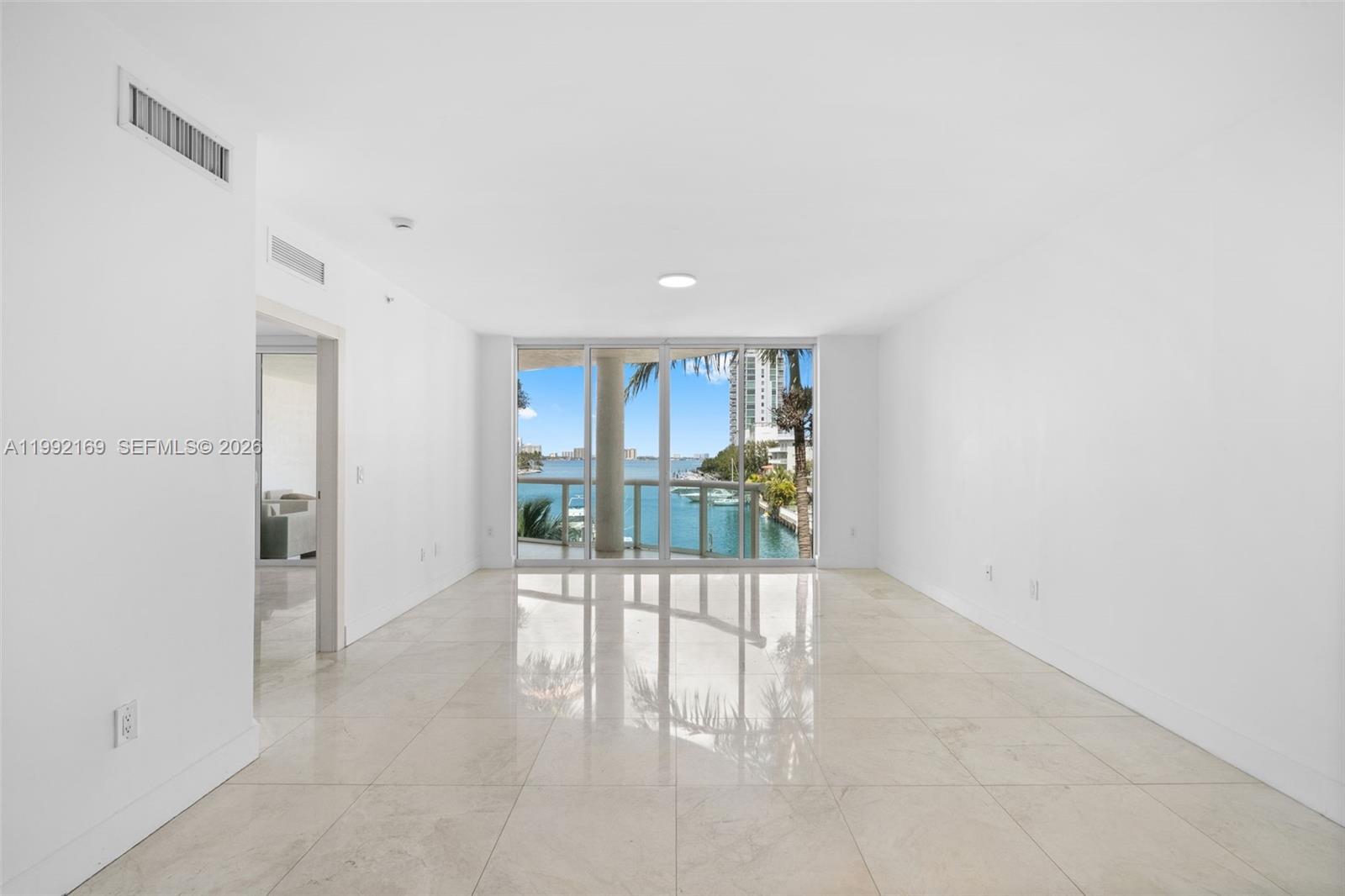 7918 Harbor Is Dr #311 North Bay Village, FL 33141