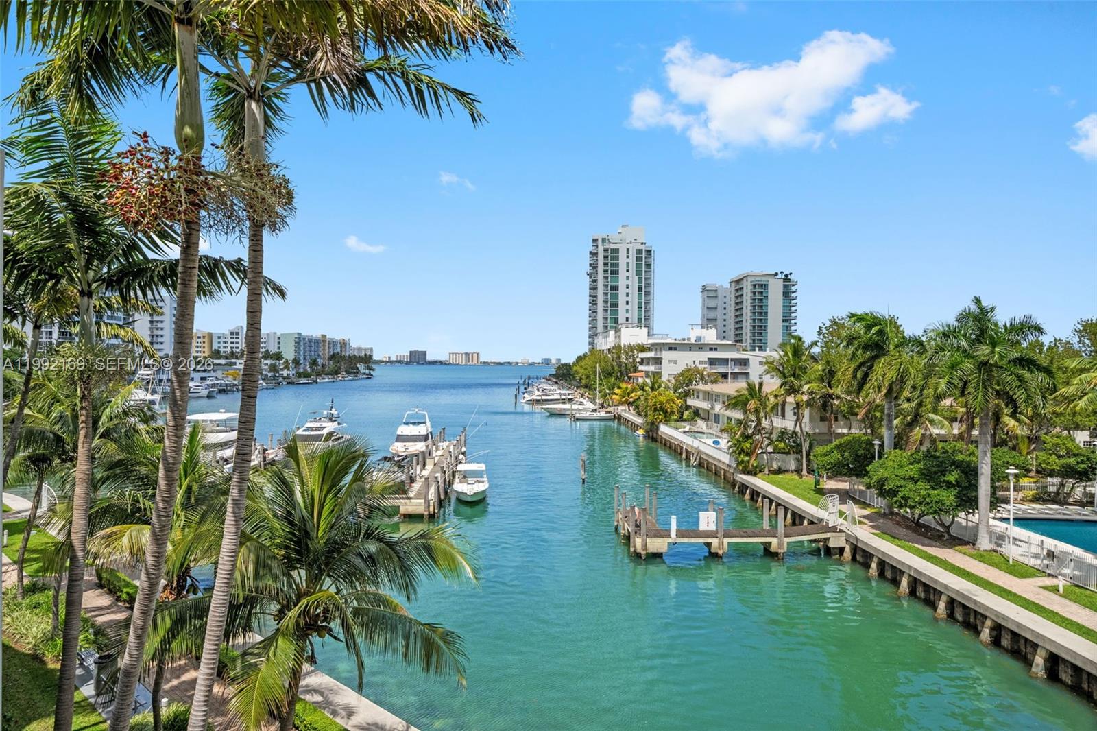 7918 Harbor Is Dr #311 North Bay Village, FL 33141