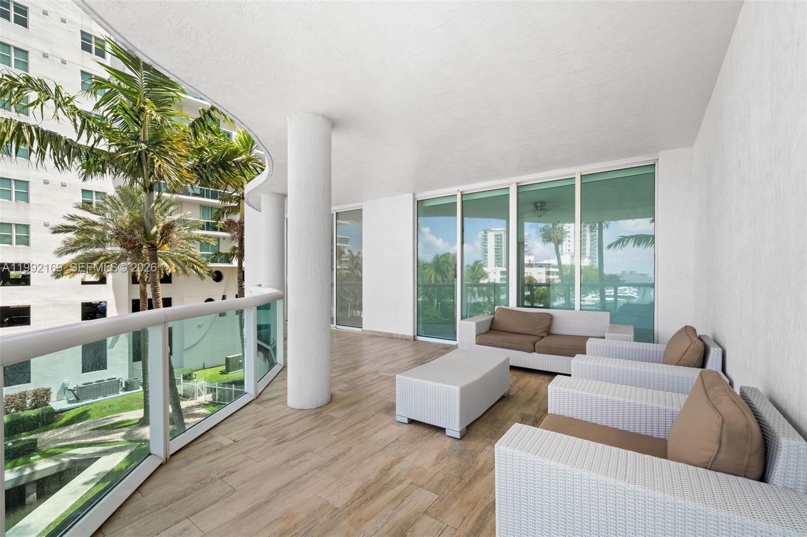 7918 Harbor Is Dr #311 North Bay Village, FL 33141