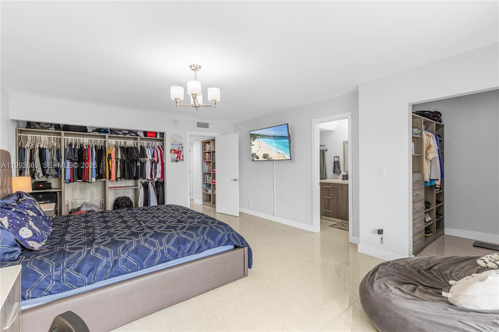 8920 Palm Tree Ln #8920 Pembroke Pines, FL 33024