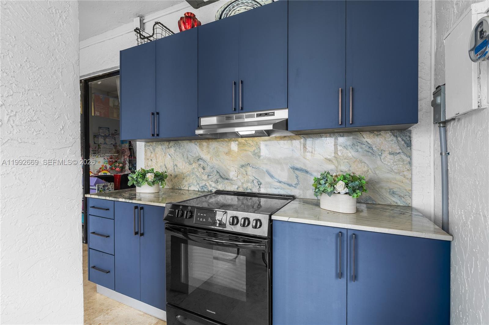 8920 Palm Tree Ln #8920 Pembroke Pines, FL 33024