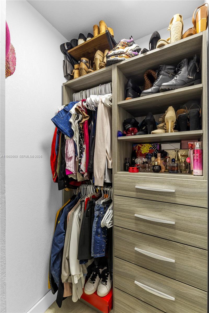 8920 Palm Tree Ln #8920 Pembroke Pines, FL 33024