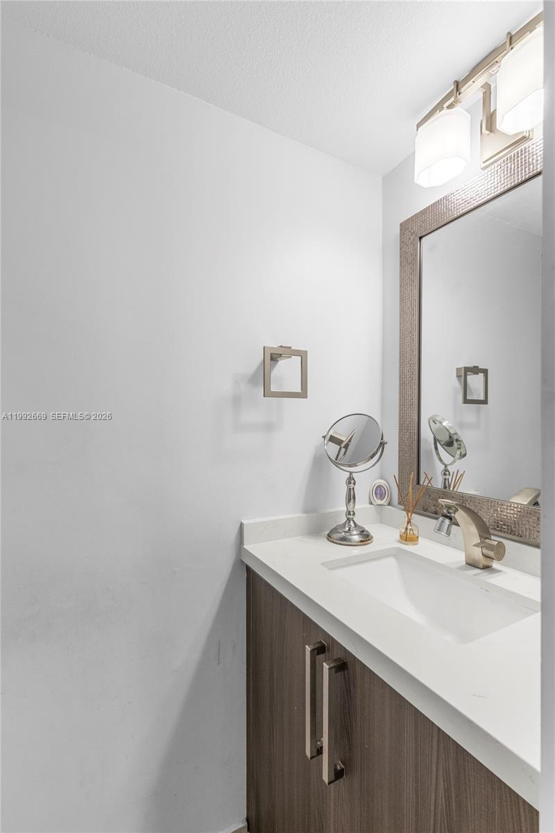 8920 Palm Tree Ln #8920 Pembroke Pines, FL 33024