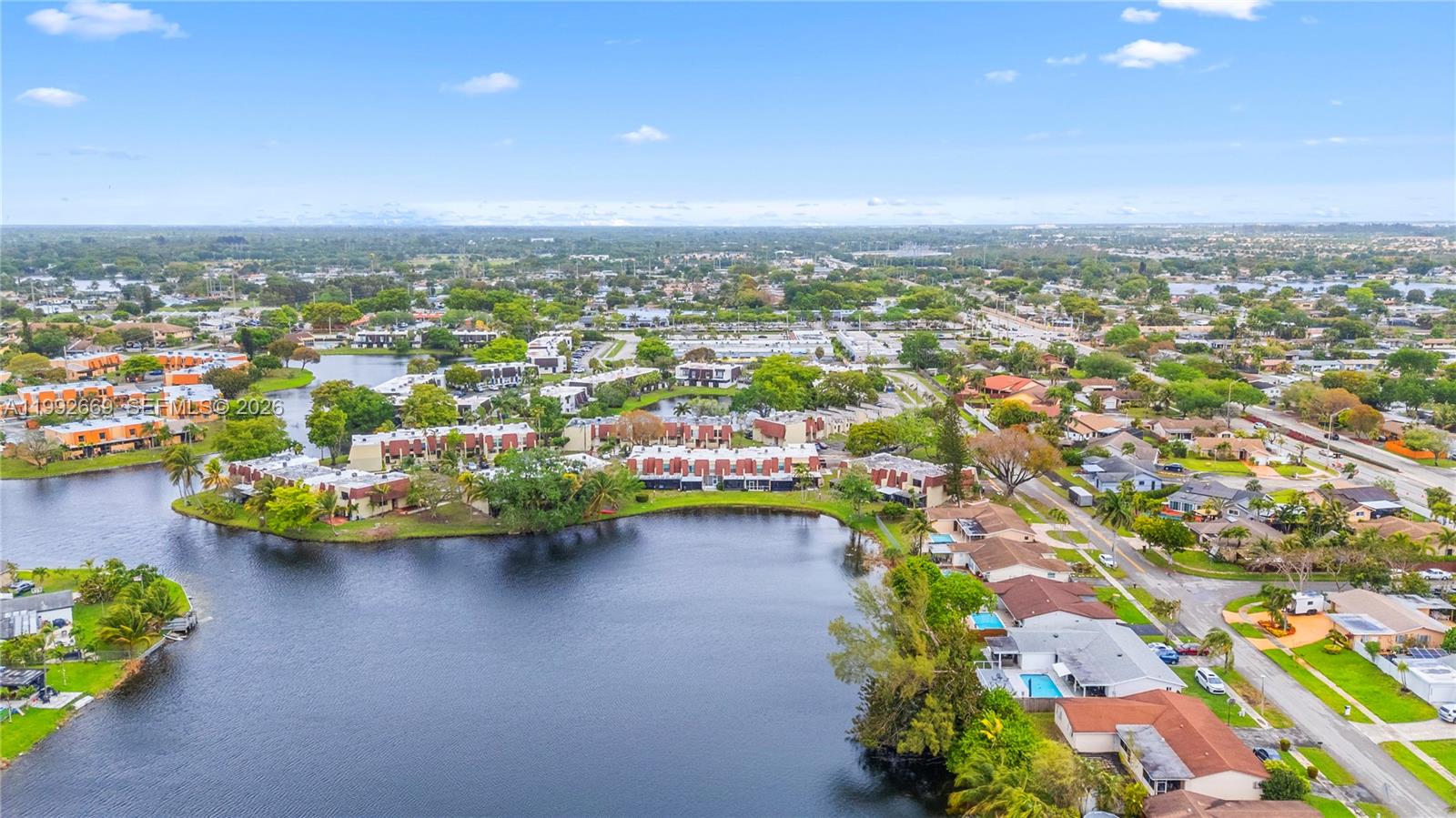 8920 Palm Tree Ln #8920 Pembroke Pines, FL 33024