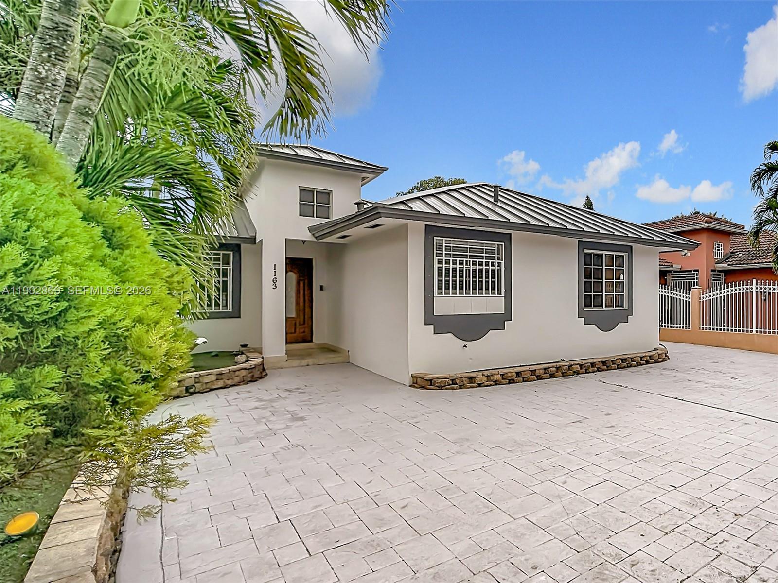 1163 NW 134th Pl Miami, FL 33182