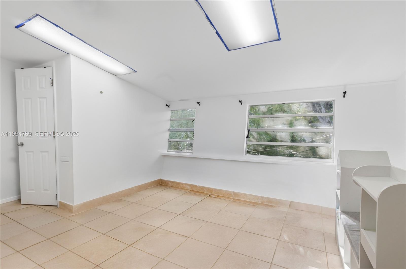 1664 NE 179th St North Miami Beach, FL 33162