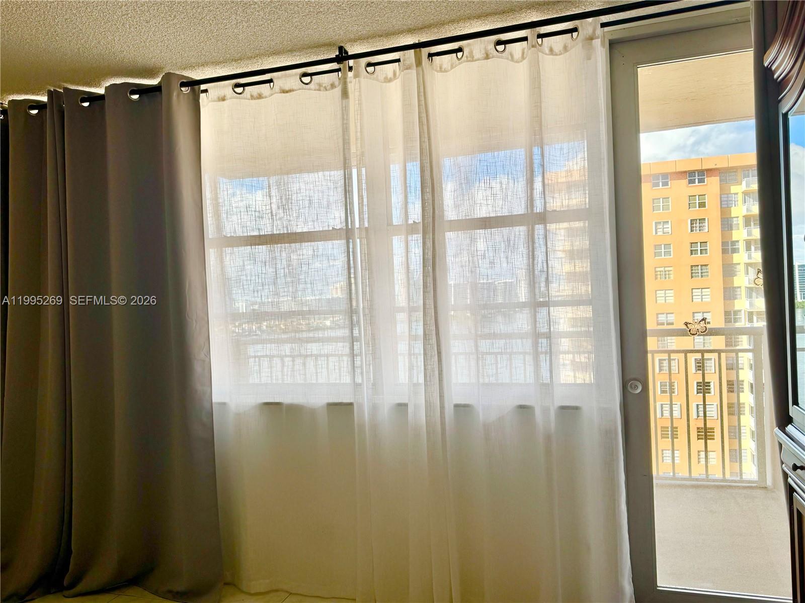 image Winston Towers 10014