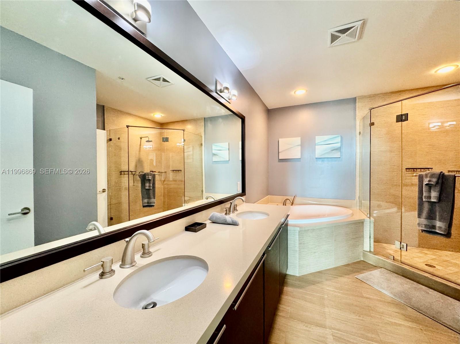 image Eloquence on the Bay10