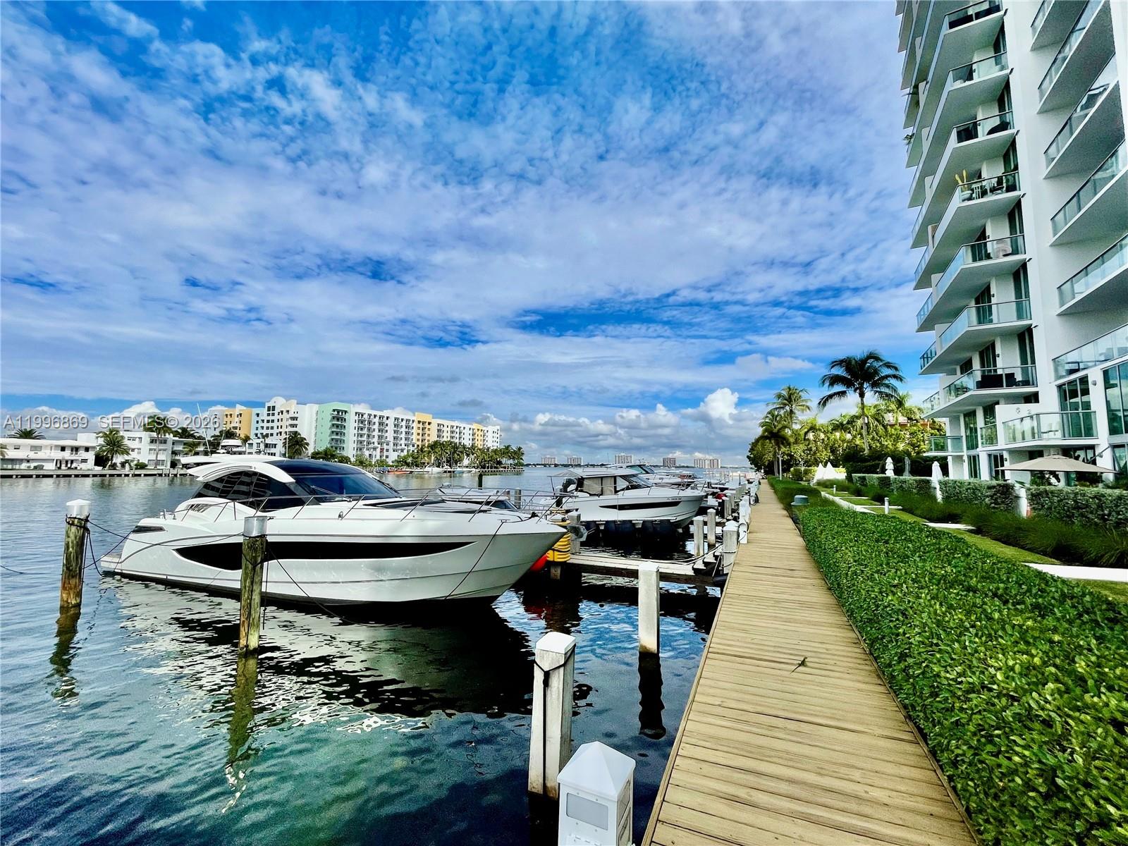 image Eloquence on the Bay19