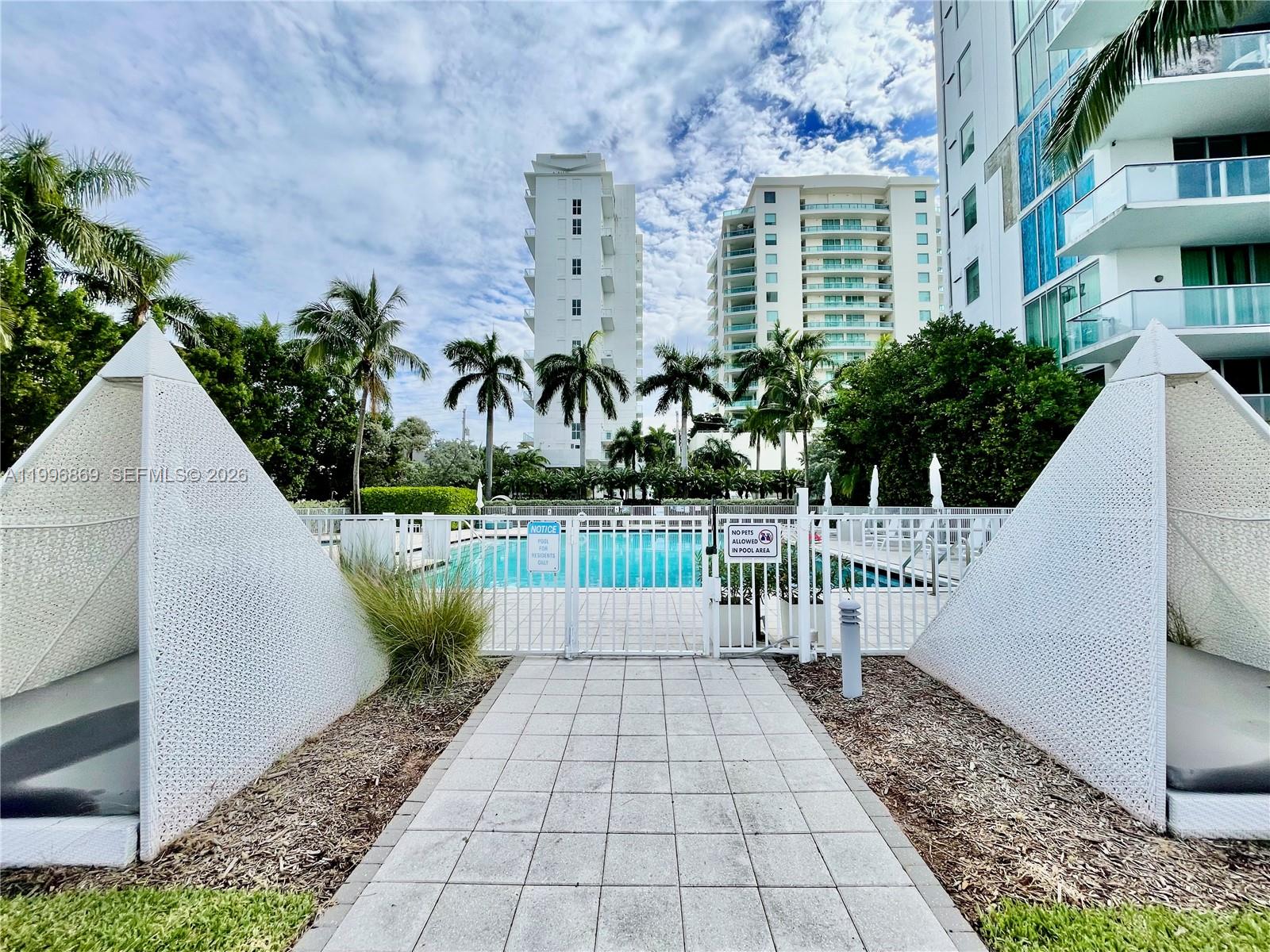 image Eloquence on the Bay22